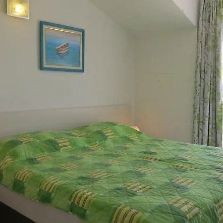 In With Sea View, Balcony, Air Conditioning, Wi-fi Orebić