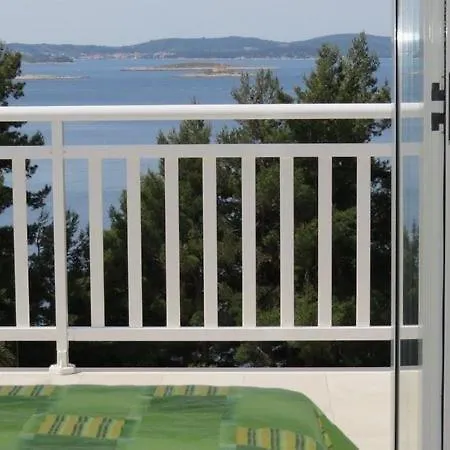 In With Sea View, Balcony, Air Conditioning, Wi-fi Apartmán